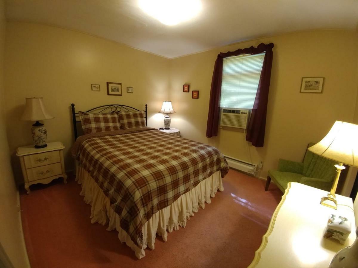 阿鲁温特马厩加小屋酒店 Cullowhee 外观 照片